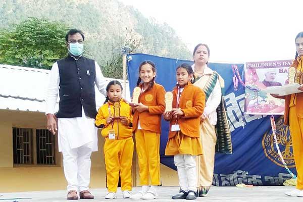 Maharishi Vidya Mandir  school Uttarkashi organized the fete on children's day on 14th November 2022